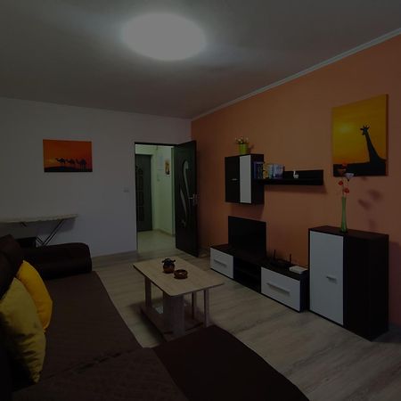 Zoldrebi Apartment ทูร์ดา ภายนอก รูปภาพ