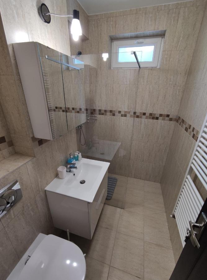 Zoldrebi Apartment ทูร์ดา ภายนอก รูปภาพ